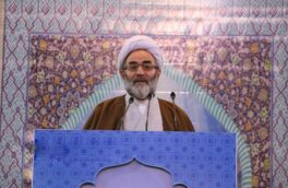 خطیب جمعه رشت: دولت در مدیریت بازار هوشمندانه عمل کند