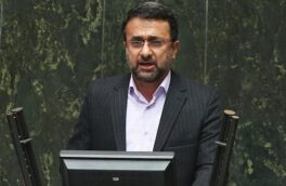 محمدیاری: دولت سیزدهم در مبارزه با فساد و بروکراسی اداری گام بردارد