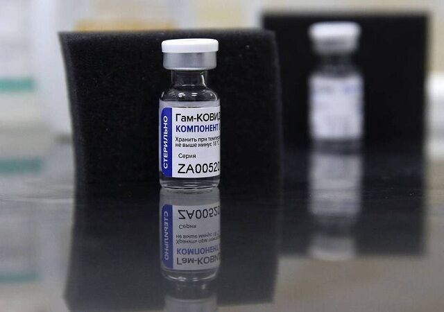 سفیر ایران در روسیه خبر داد؛ اولین محموله واکسن «اسپوتنیک وی» هفته جاری به ایران ارسال می شود