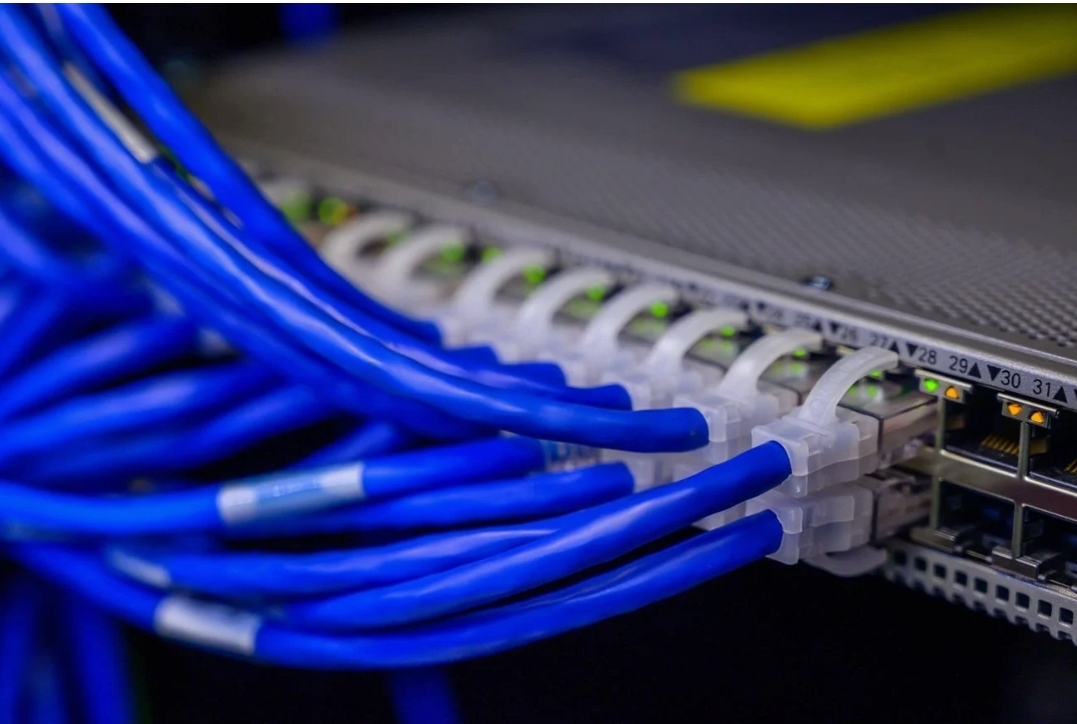 پهنای باند اینترنت زیرساخت ۲۵ درصد ارزان شد؛ تعرفه اینترنت ارزان نمی‌شود