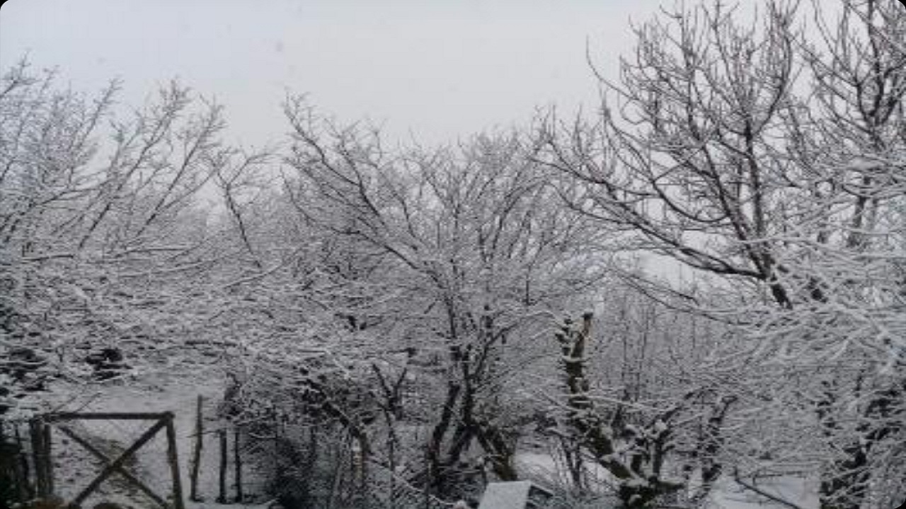 بارش برف بهاری در مناطق کوهستانی گیلان