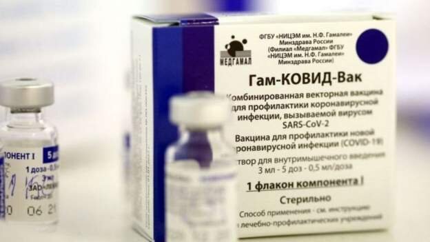 کارشناس ارشد بیماری‌های عفونی در آمریکا: واکسن روسیِ‌ کرونا کاملا موثر است
