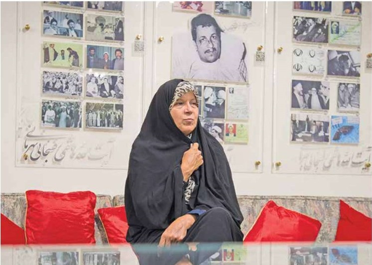 اظهارات جنجالی فائزه هاشمی در کلاب هاوس:احمدی نژاد به من پیشنهاد معاون اولی برای انتخابات ۱۴۰۰ داد اما قبول نکردم