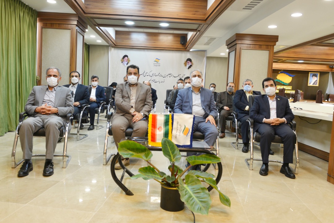 با دستور دکتر روحانی ریاست محترم جمهور عملیات اجرایی ساخت مجموعه پارک آبی و شهربازی سرپوشیده آغاز شد