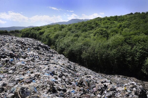 شهردار لاهیجان خبر داد پیشرفت ۳۲ درصدی پروژه دفن بهداشتی زباله لاهیجان