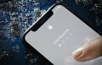 آپدیت iOS 14.8 و macOS 11.6 برای مقابله با یک آسیبپذیری خطرناک منتشر شد
