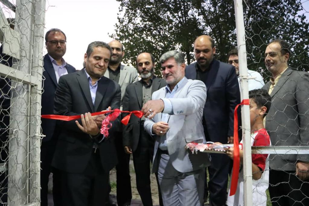 در ششمین روز از هفته دولت؛  🔺زمین ورزشی پارک آب آسیاب افتتاح شد