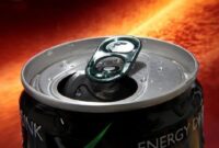 از عوارض نوشیدنی‌های انرژی‌زا چه می‌دانید؟