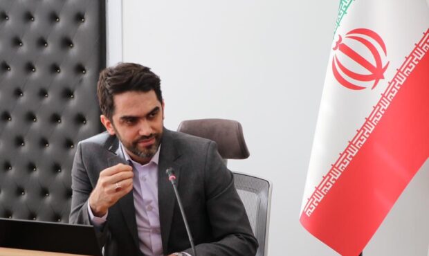 تغییر حوزه انتخاباتی رضا حسینی زهنده از تهران به رشت