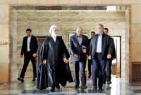 قرار بود روز گذشته سران قوا برای بررسی پیامک‌های حجاب جلسه‌ای داشته باشند