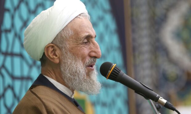 مسیح مهاجری: سپردن تریبون نمازجمعه به کسی که افکار عمومی خواهان کنار گذاشتن اوست، لجبازی با مردم است مسیح مهاجری: سپردن تریبون نمازجمعه به کسی که افکار عمومی خواهان کنار گذاشتن اوست، لجبازی با مردم است
