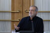 پزشکیان: باید چارچوبی ایجاد کنیم تا ایرانیان خارج از کشور که می‌ترسند راحت به ایران بیایند