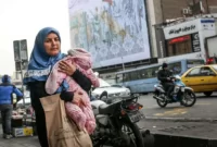 هدیه دولت به مادران؛ واریز ماهانه ۲ میلیون تومان به «کارت امید مادر» از ۱۴۰۵