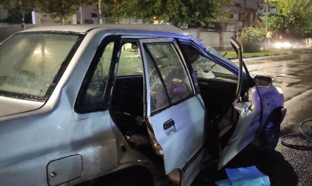 تصادف شدید پراید و کامیون در رشت؛ ۲ نفر مصدوم شدند تصادف شدید پراید و کامیون در رشت؛ ۲ نفر مصدوم شدند