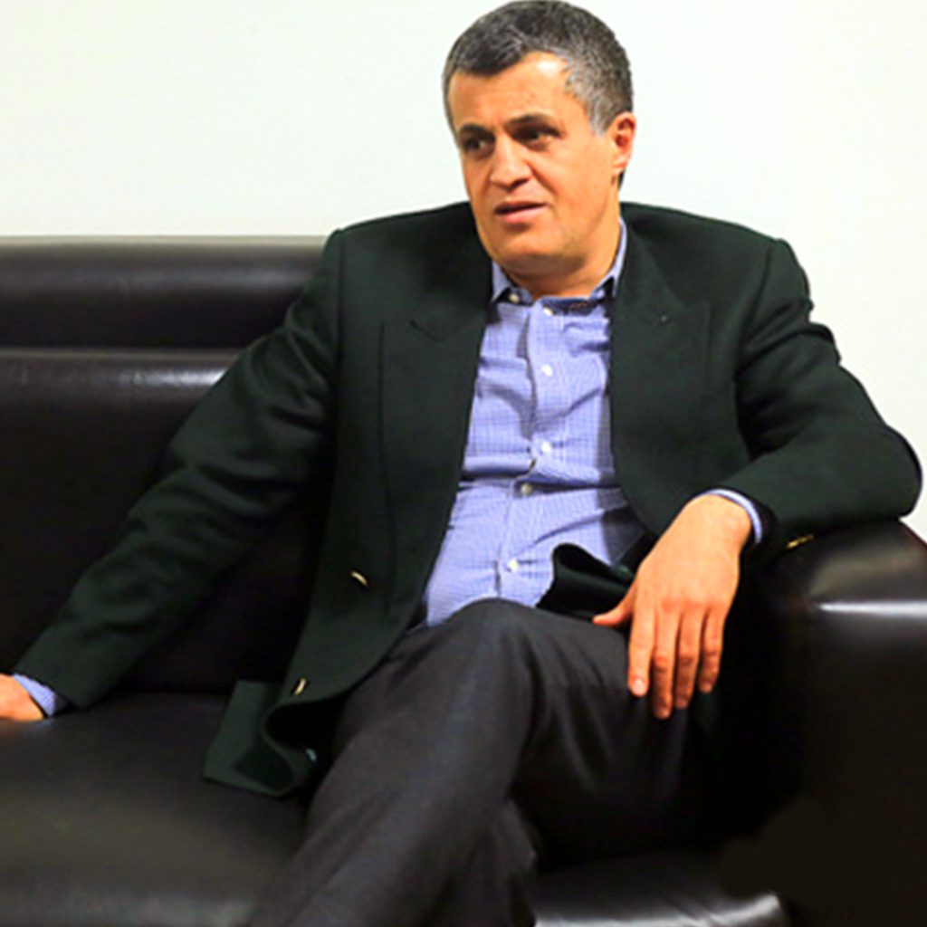 نقدی بر آنچه در صحن مجلس گذشت نقدی بر آنچه در صحن مجلس گذشت