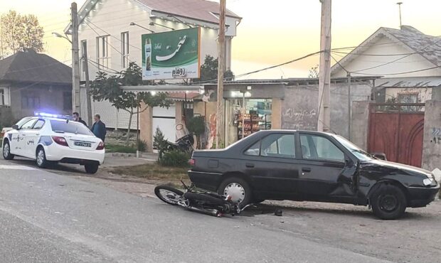 تصادف مرگبار خوروی سواری با موتورسیکلت در جاده صومعه سرا