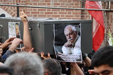 پیکر آوازگر موسیقی میرزاکوچک‌ در جوار سردار جنگل آرام گرفت