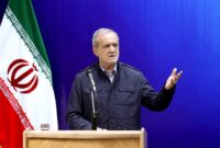 پزشکیان: مصممیم شاهراه‌ها را بسازیم و اصلاح کنیم؛ باید رفع معضل ترافیک و آلودگی هوا را از همین جهت نیز دنبال کنیم
