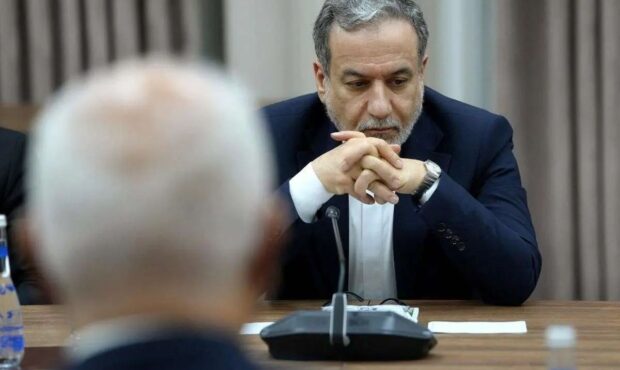 عراقچی: دیپلماسی نمی‌تواند از «هیچ» برای کشور منافع تولید کند