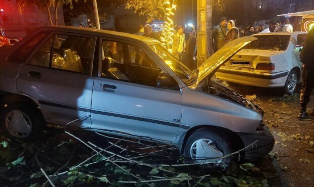 یک فوتی و دو مجروح در پی تصادف زنجیرهای در رشت یک فوتی و دو مجروح در پی تصادف زنجیرهای در رشت